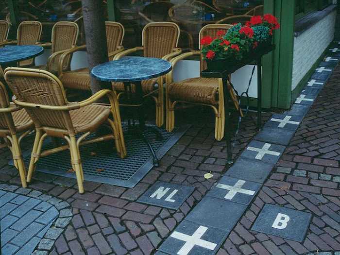 In Baarle-Nassau, a municipality and town in the southern Netherlands, you can clearly see the border between the Netherlands and Belgium.