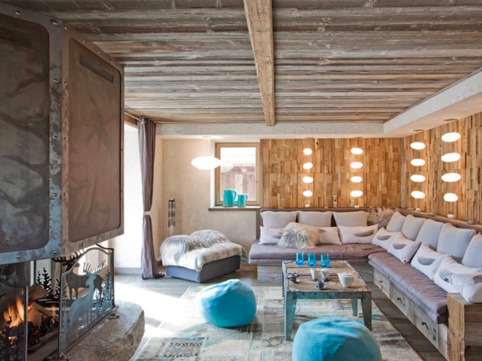 This stylish chalet within walking distance of the slopes boasts a home cinema and a spa. You