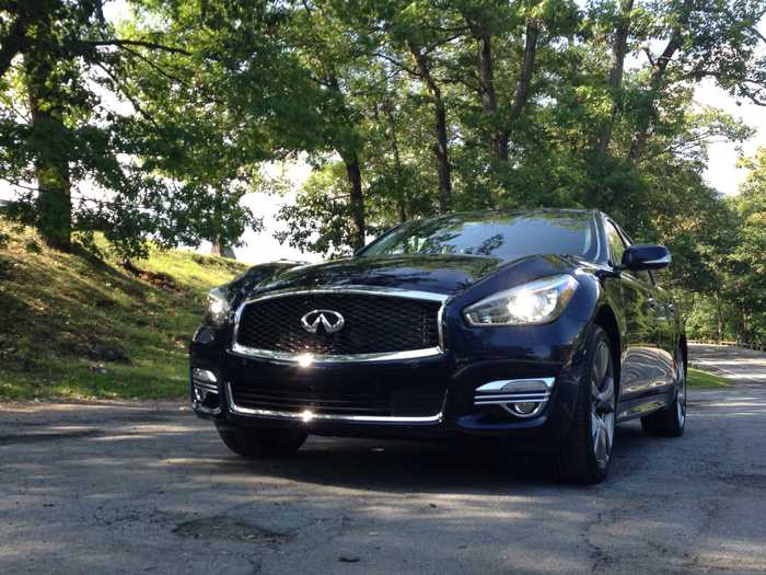 3. Infiniti Q70