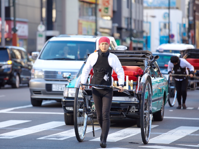 ...but if you fancy beating the crowds you can always hop on a rickshaw.