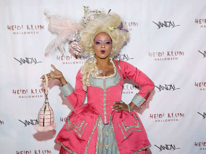 Stylist June Ambrose came through with a perfect Marie Antoinette outfit.