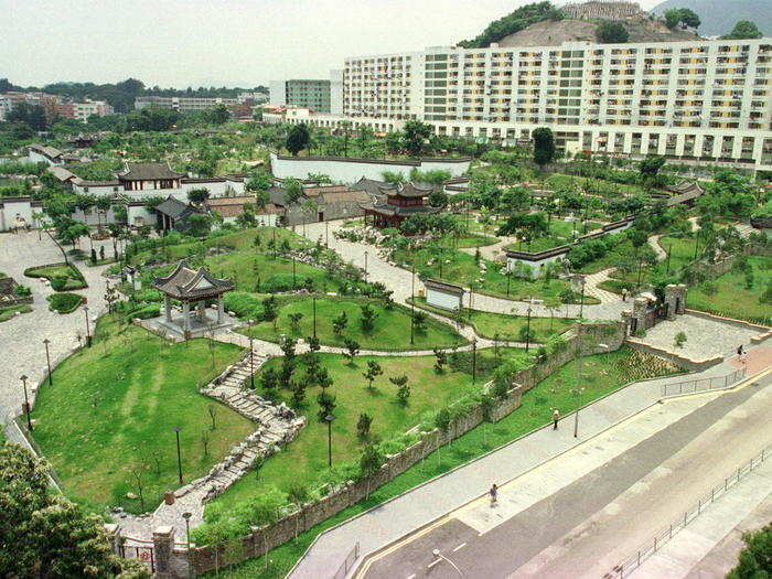 After the city was torn down in 1994, the country built a park in its place. Today, Kowloon Park attracts photographers, birdwatchers, and tourists looking for a relaxing trip through scenic Hong Kong — with plenty of room.