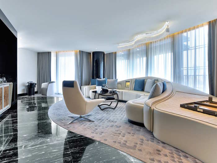 The suite was designed by Turkish architect Emre Arolat and was meant as a modern interpretation of the Art Deco era.