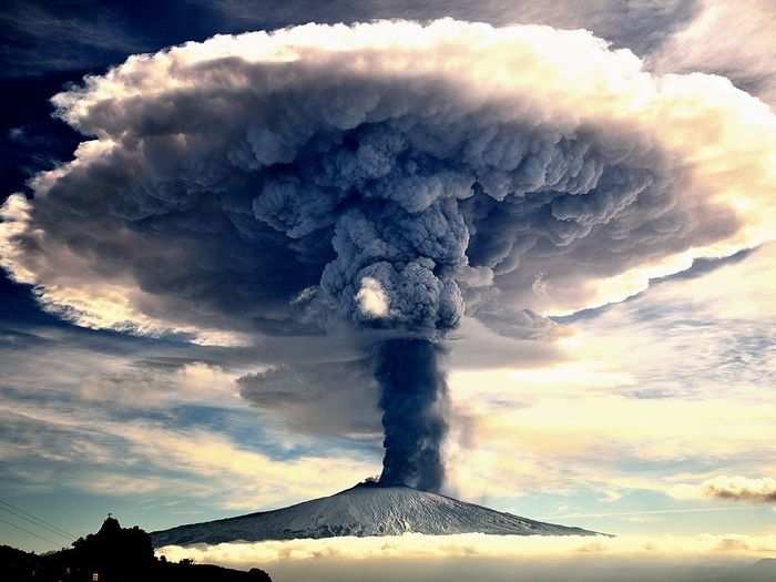 First place in Nature: "Sensazioni, Etna In Eruzione" by Giuseppe Mario Famiani