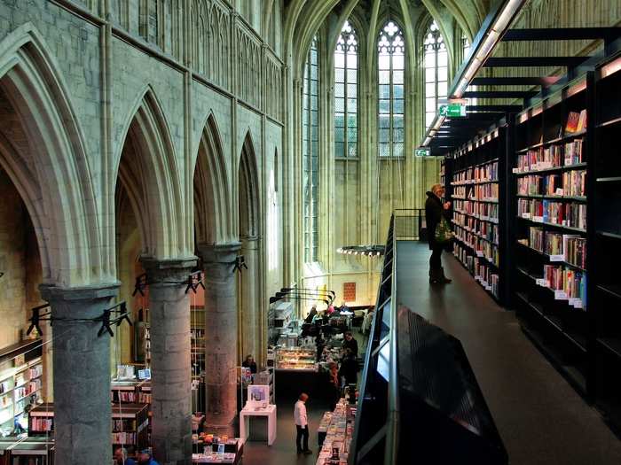 Boekhandel Selexyz Dominicanen in Maastricht, Holland