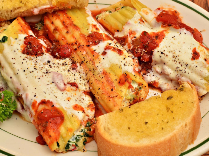 New York: sausage stuffed manicotti