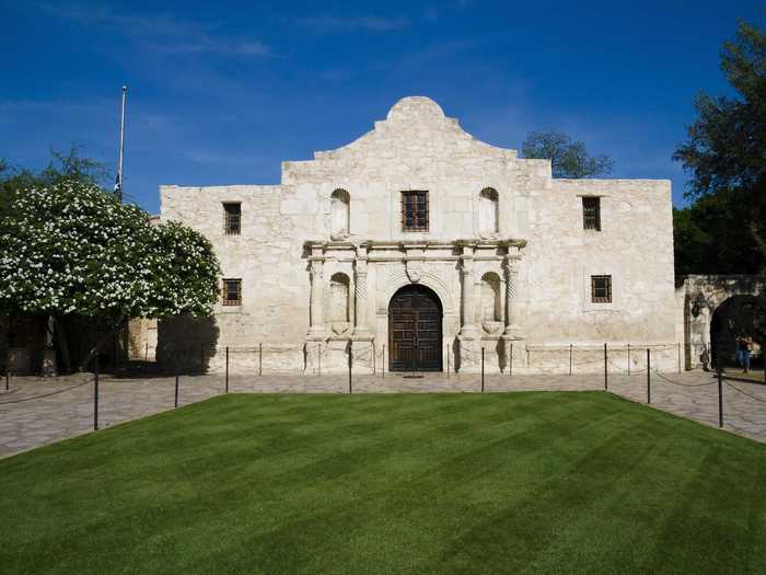 TEXAS: The Alamo