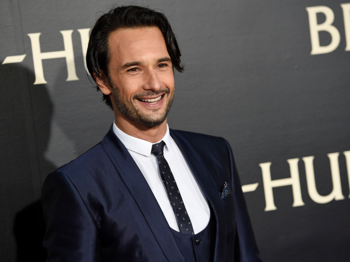 Hector is played by Rodrigo Santoro, who may be scar-less but still carries the charm of his "Westworld" character.