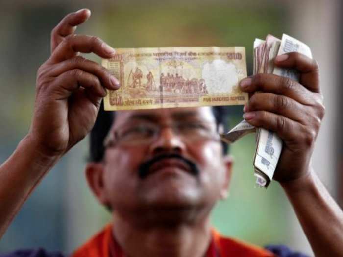 INR 500 and INR 1,000 notes can be used for key utility payments till Nov 24