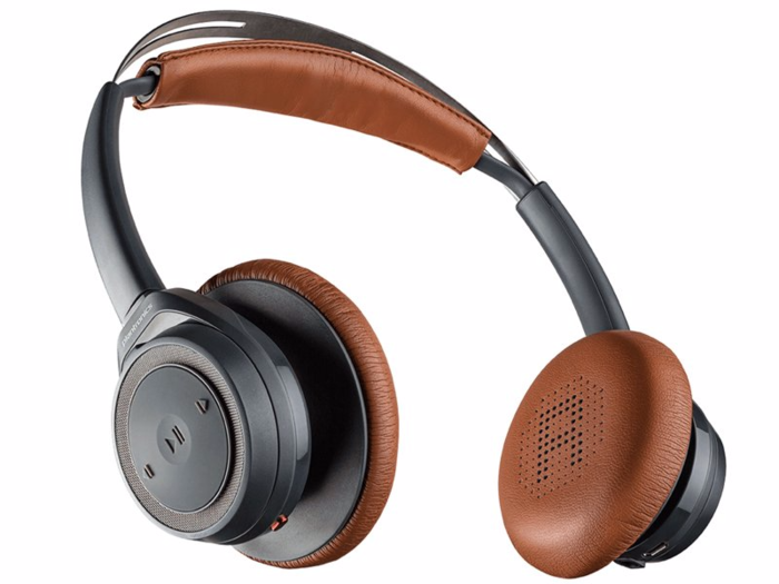 The <a href="https://www.amazon.com/Plantronics-Backbeat-Sense-Headphones-Splashproof/dp/B013DAHNXK/ref=as_li_ss_tl?ie=UTF8&linkCode=ll1&tag=tiip_061916_bluetooth-headphones-guide-20&linkId=4d682fd3fd09bff920e5f0b315bc6b29"target="_blank">Plantronics Backbeat Sense SE</a> is lightweight, water-resistant, and natural-sounding.