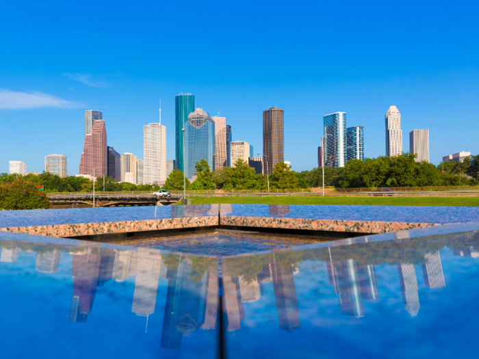 2. Houston, US — The fourth biggest city in the US came in second, thanks to the relatively low cost of living and coming first place in the subindex Ease of Settling In.