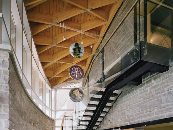 Completed in 2007, the two-story station on the Canadian side features a central skylight that brings in natural light.