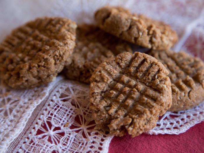 Milwaukee, Wisconsin: the cashew butter cookie at Blooming Lotus Bakery