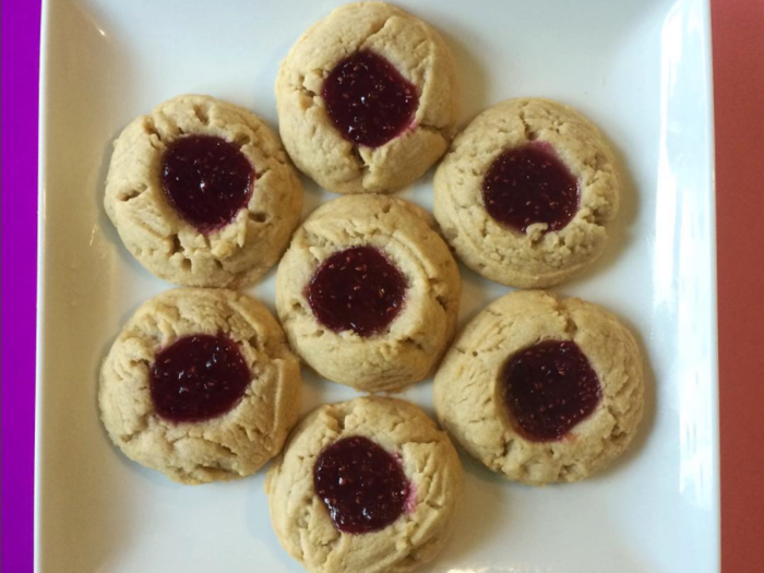 Columbus, Ohio: the thumbprint cookie at Pattycake Bakery