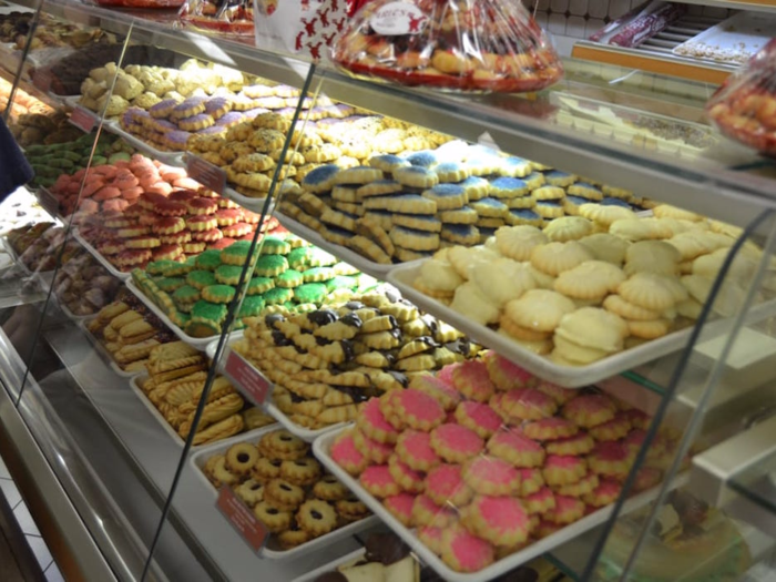 Hoboken, New Jersey: Italian cookies at Carlo