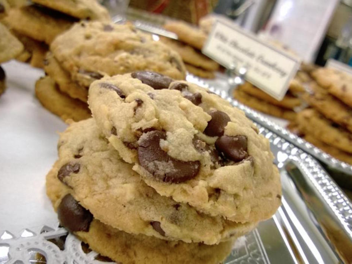 Santa Clara, California: the chocolate chip cookie at the DW Cookie Co