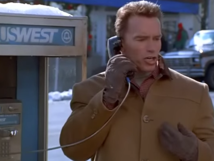 "Jingle All the Way" (1997): 17%