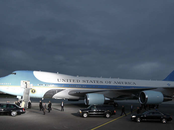 Which is why President Reagan and the US Air Force ordered a pair of new presidential jets based on the most recognizable airplane the United States has ever produced — the Boeing 747.