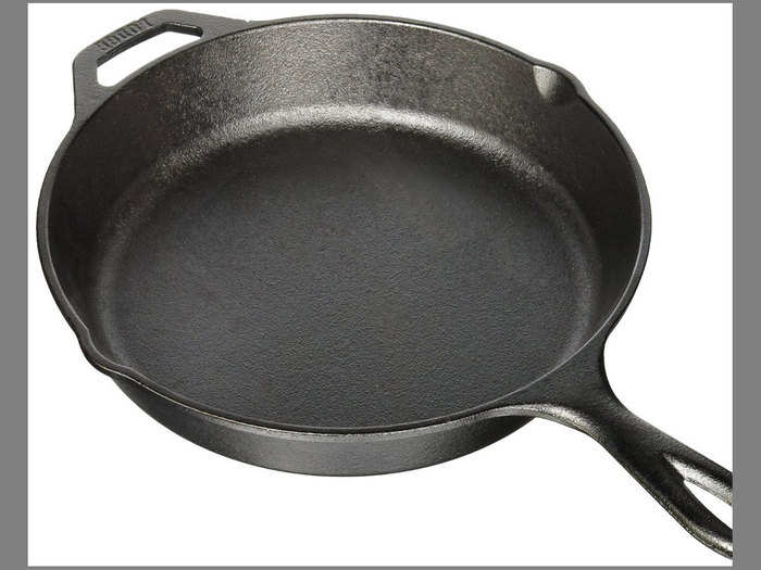 Cast iron skillet