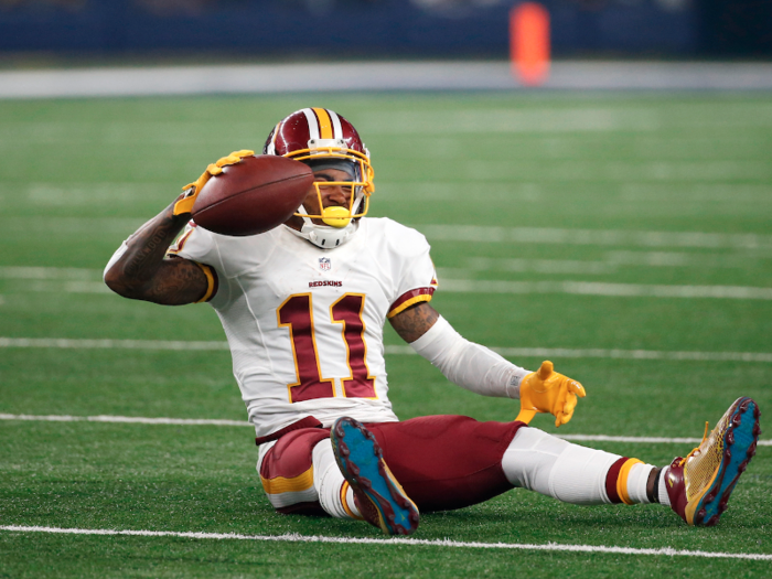 Washington Redskins (-1) at Philadelphia Eagles (Sunday, 1:00 p.m. ET)