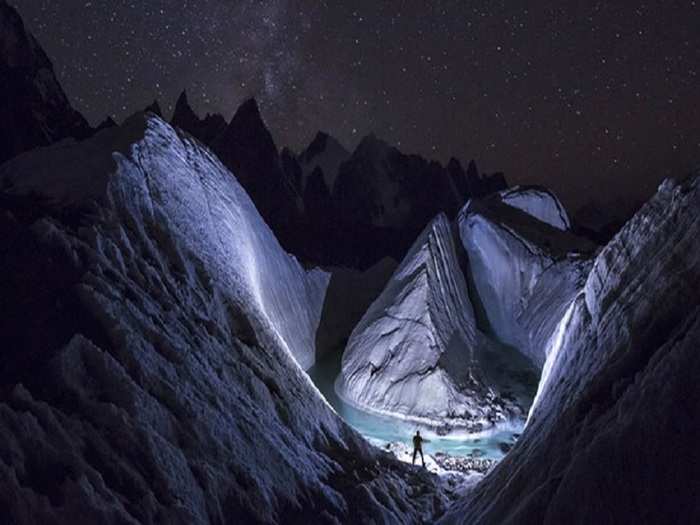  LED light to ‘paint’ the snow at Karakoram