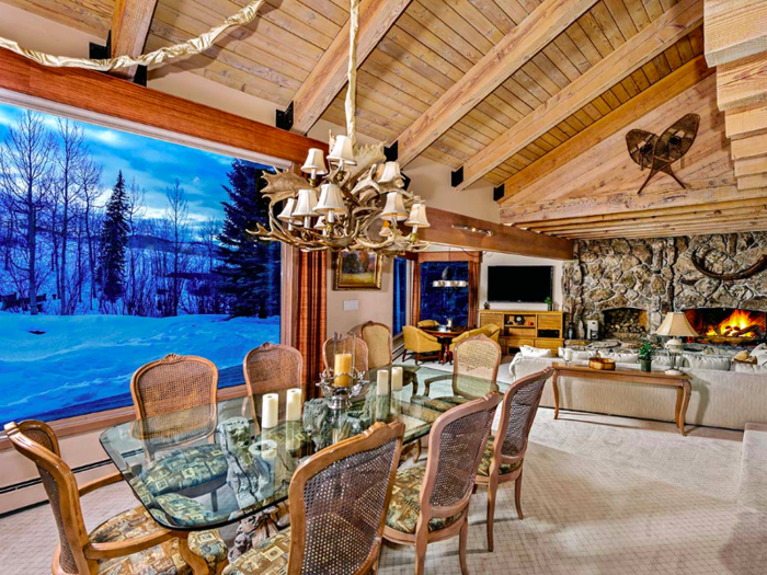 This six-bedroom, six-bathroom home is ideal for those wanting to check out Snowmass Mountain.