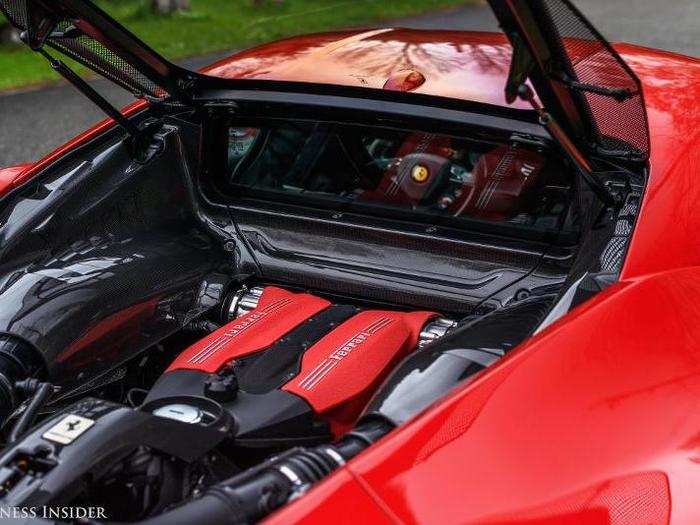 The hatch lifts for pure viewing of the 488