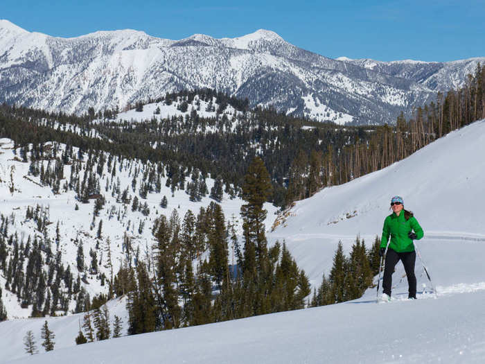 Members can also go snowshoeing or snowmobiling in the winter months. In the summer, adventurers might go mountain biking, bushwhacking, or mountain climbing, while those wanting a slower pace can try out the 18-hole golf course designed by Tom Weiskopf. According to The New York Times, members now spend 60 days a year here on average.