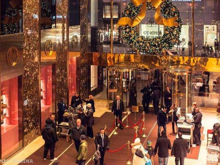 Visiting Trump Grill in December 2016 is a very different experience than it was even a year ago. To get into Trump Tower, you need to be searched, and the building is mobbed with press, Trump supporters, and gawkers.