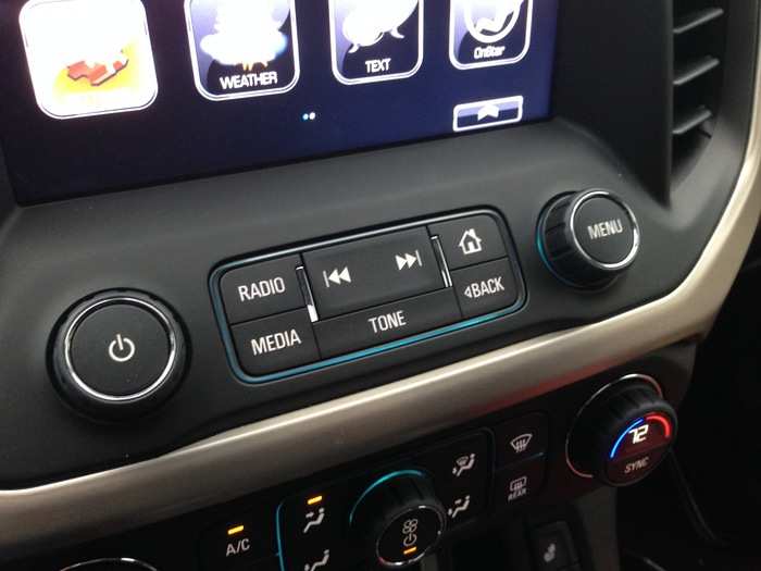 Basic knobs and buttons are also on hand. These useful when you