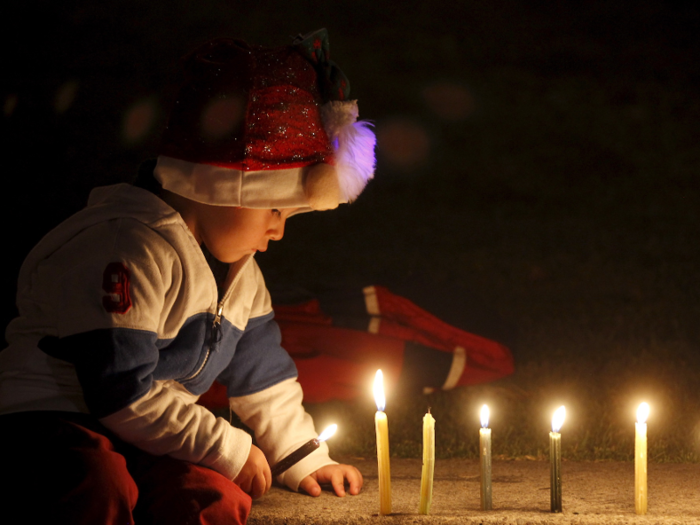 Colombians light candles on December 7, or Little Candles