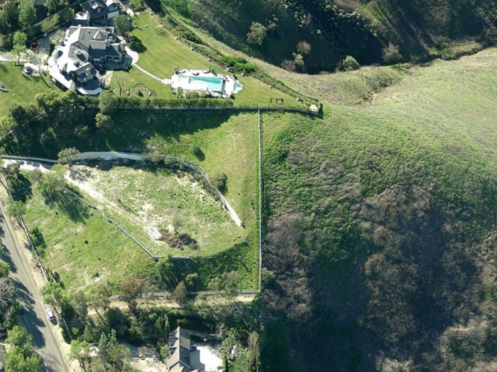 Dre owns a 5.79-acre plot of land in Hidden Hills. It