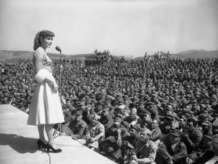 Reynolds entertains at the 8th Army headquarters in Seoul, South Korea, on Monday, May 23, 1955.