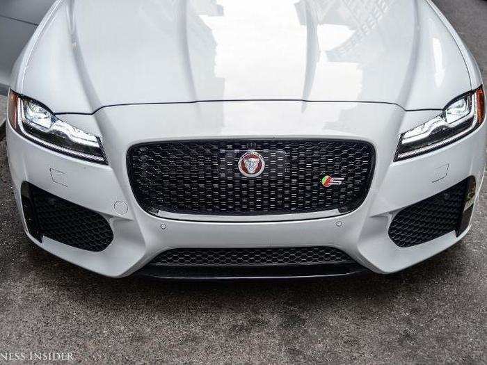 The front grille and angular LED headlights give the XF a stylish yet aggressive design.