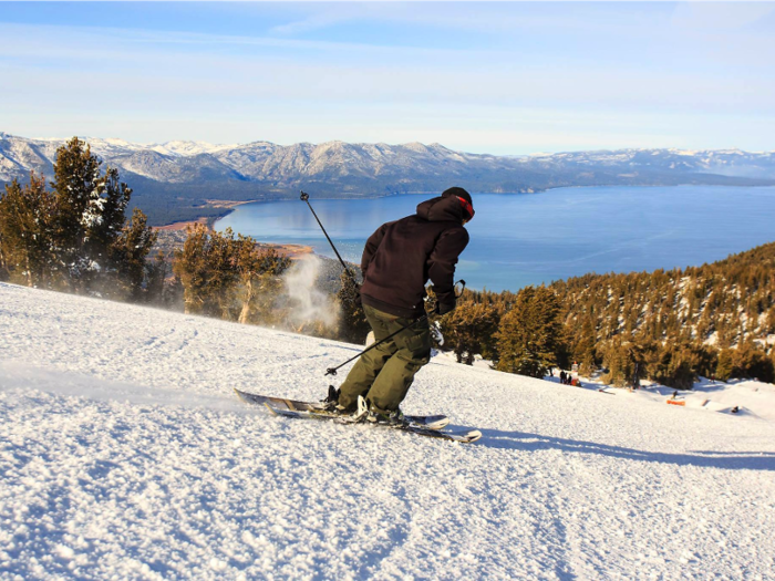 15. Located in scenic South Lake Tahoe, Heavenly Ski Resort is the highest-altitude mountain resort in California (and parts of Nevada). With a summit elevation of 10,067 feet, Heavenly offers unrivaled views of the largest alpine lake in North America.