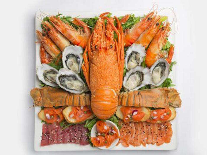 4. Melbourne, Australia – Deluxe seafood platter, £207