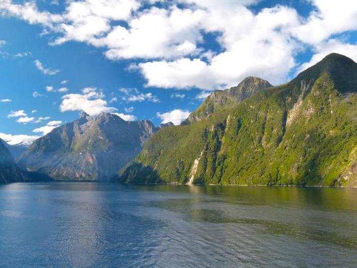 5. New Zealand — Known for its breathtaking greenery and heavily protected ecosystem, New Zealand comes fifth place.