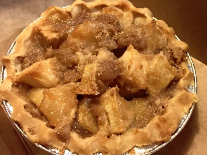 10. Apple pie, Maui Sugar Shop Bakery, Lahaina, Hawaii