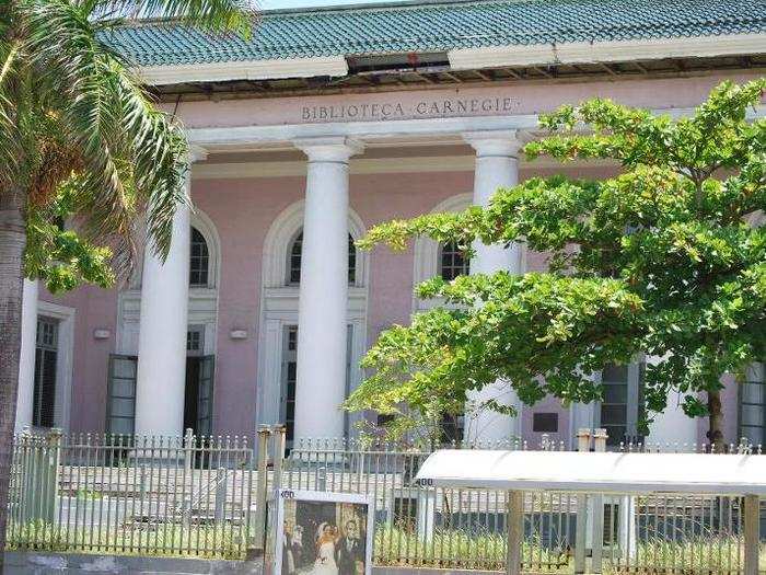 BONUS: Puerto Rico, the largest US territory, is home to Biblioteca Carnegie. The neo-classical library was built in 1914 and officially named in 1917 after a sizable donation from American business leader Andrew Carnegie.