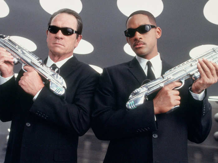 The director and producer of the Netflix series, Barry Sonnenfeld, directed "Men in Black."