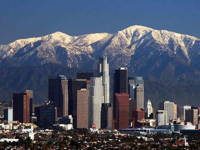 8. Los Angeles, US: In LA, house prices rose the equivalent of 14 months in household income in only 12 months, giving it a median multiple of 9.3 and putting it in 8th place.