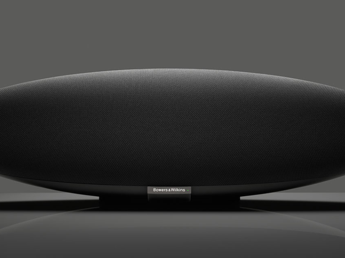 Enter the Bowers & Wilkins Zeppelin, a legendary speaker. I have a small Bose Sound Dock, so I was familiar with where B&W was coming from. Also, B&W has one of the best car audio offerings on the market. I had been routinely blown away.