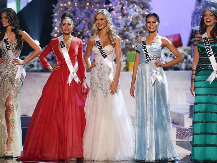 The average age of a Miss Universe winner is 20.4 years old, but the contestants can be anywhere from 18 years old to 27 years old. Miss USA, Olivia Culpo, won in 2012. She was 20.