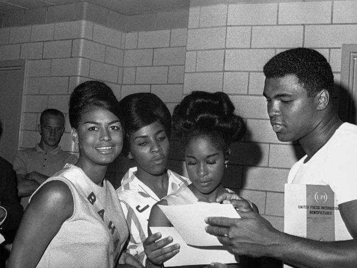 In 1965, the pageant separated from the Miss USA contest. It also started announcing the semifinalists on the night of the main event, who later competed in an evening-gown and swimsuit contest.