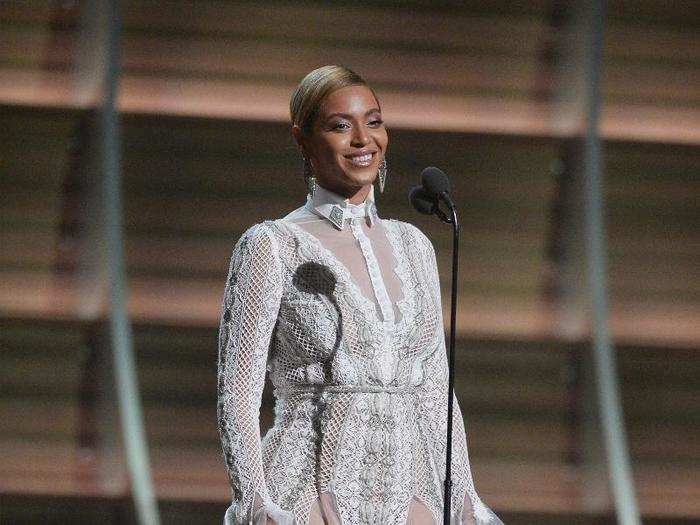 She presented at the 2016 Grammy Awards, and looked gorgeous in this high-neck, white gown.