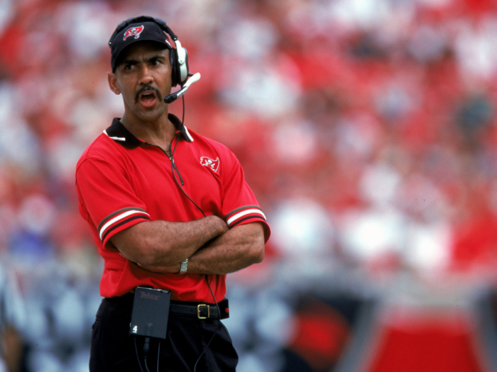 Tony Dungy was the head coach of the Tampa Bay Buccaneers. They finished the season 10-6.