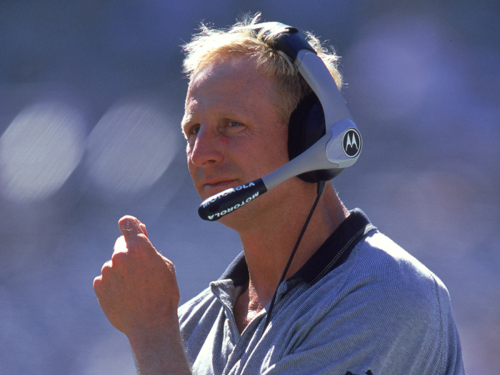 Jim Haslett was the head coach of the New Orleans Saints. They finished the season 10-6.