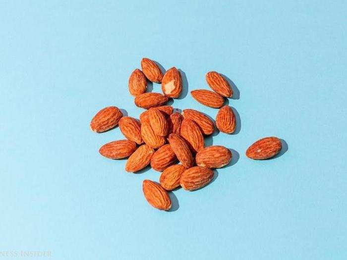 Blue Diamond Oven Roasted Sea Salt Almonds: 1 oz (24 nuts)