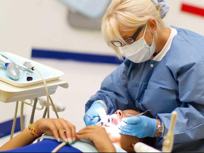 Dental hygienist