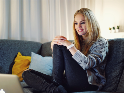 This high tech bracelet will let you touch your long distance partner from afar Business Insider India